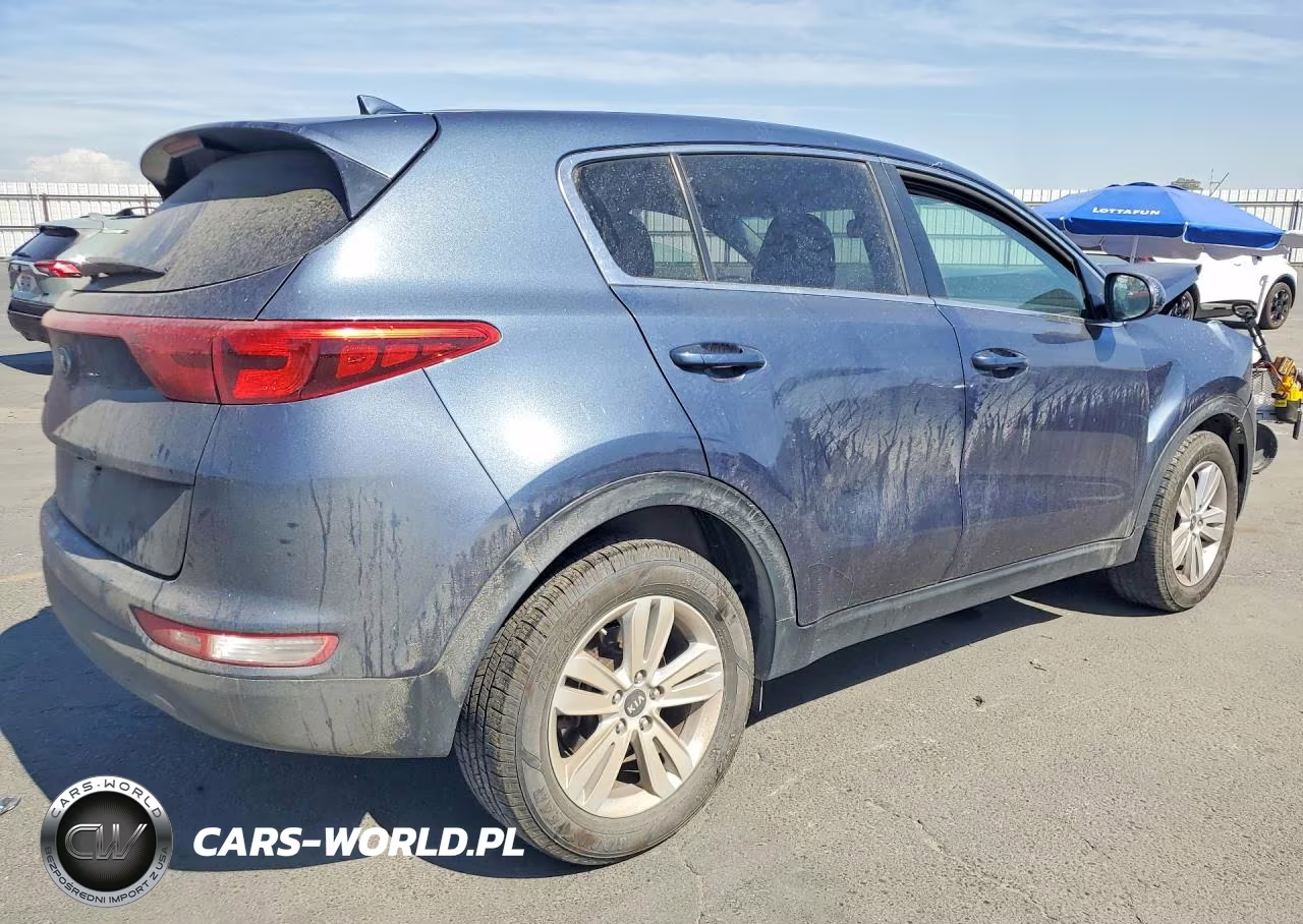 2018 Kia Sportage Lx VIN:KNDPM3AC0J7336494 - 3
