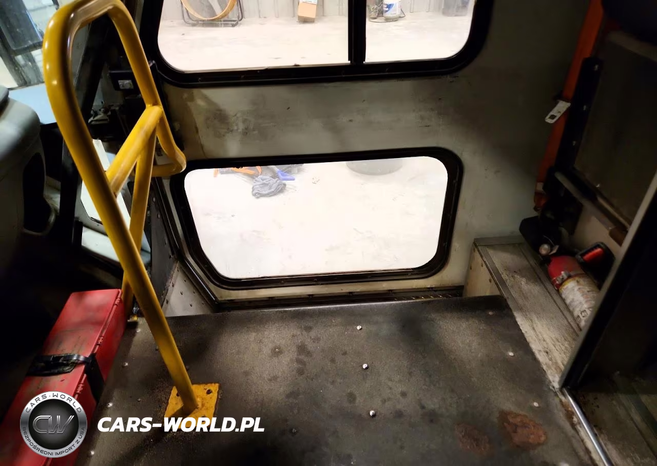 2021 Ford Transit Delivery Truck VIN:1FDDF6P85MKA34813 - 11