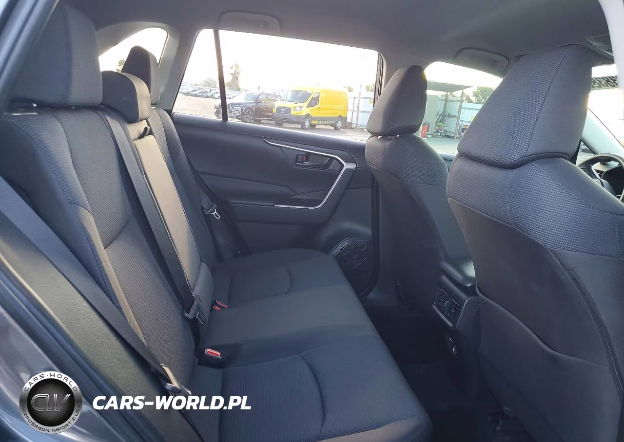 2025 Toyota Rav4 Le VIN:JTMMWRFV0SD288010 - 11