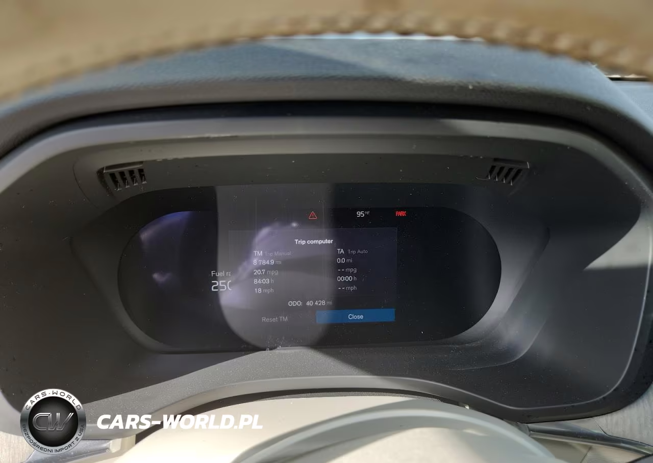 2023 Volvo Xc60 Plus VIN:YV4L12DN8P1289495 - 9