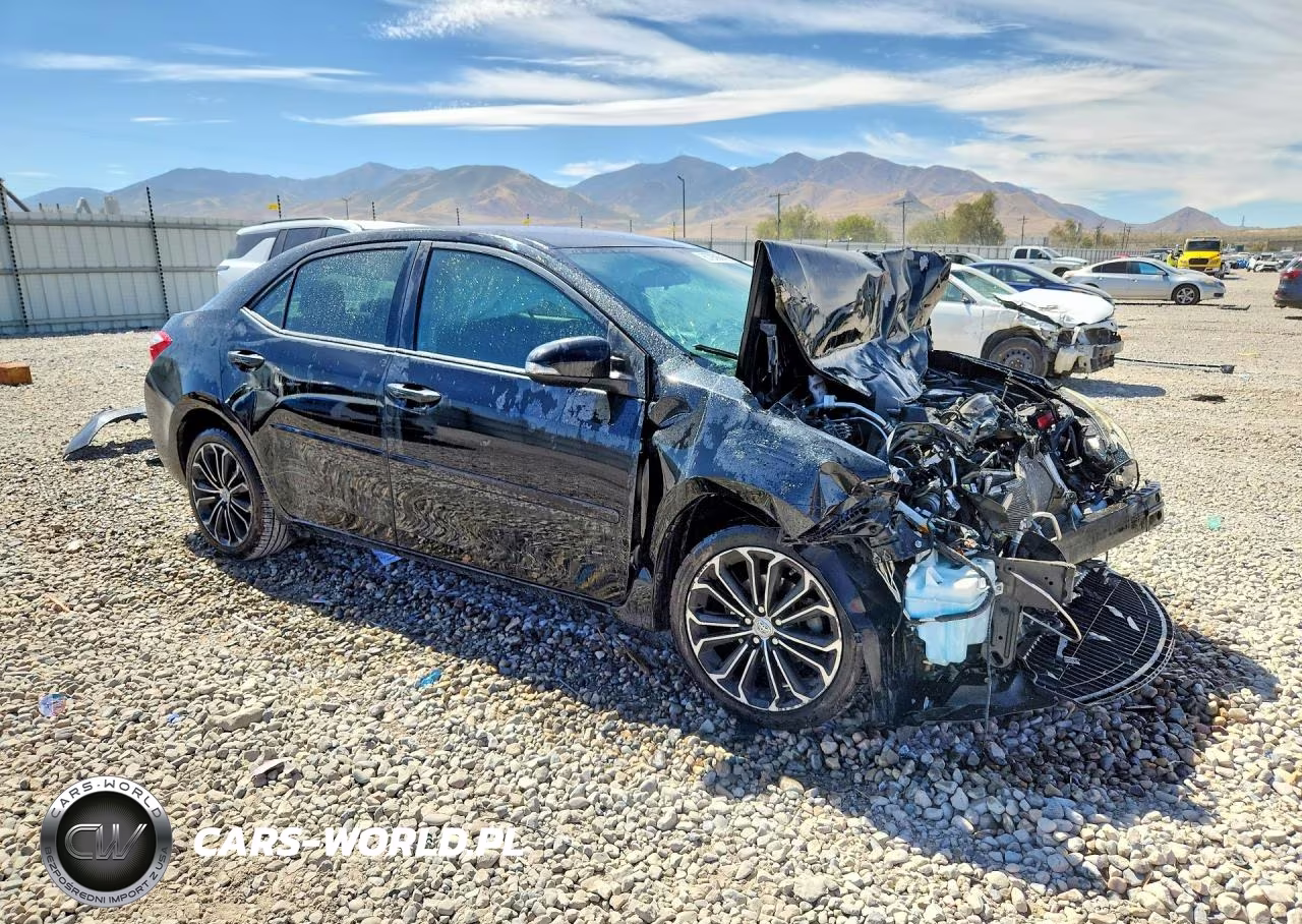 2016 Toyota Corolla S Plus VIN:2T1BURHE8GC669568 - 4