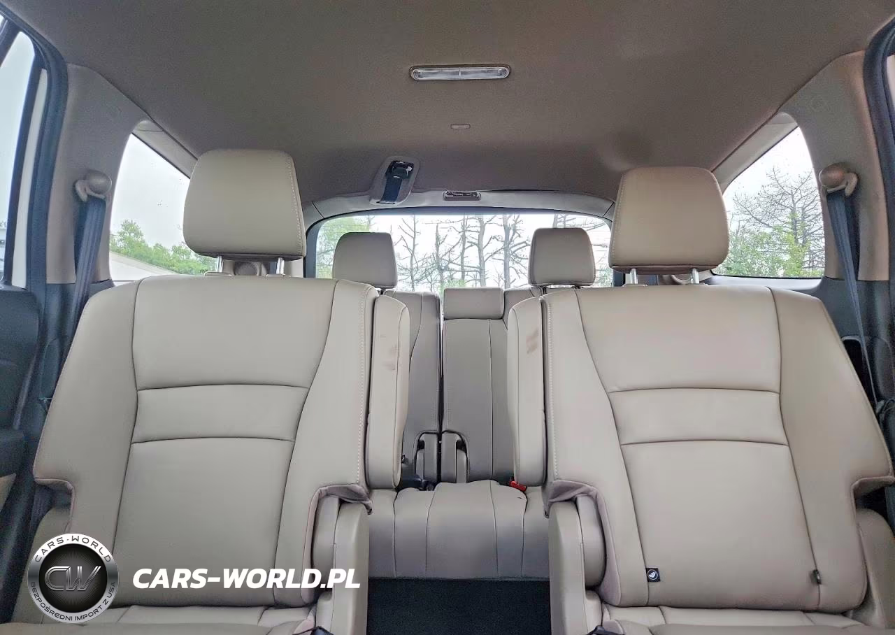 2022 Honda Pilot Touring VIN:5FNYF6H68NB059626 - 10