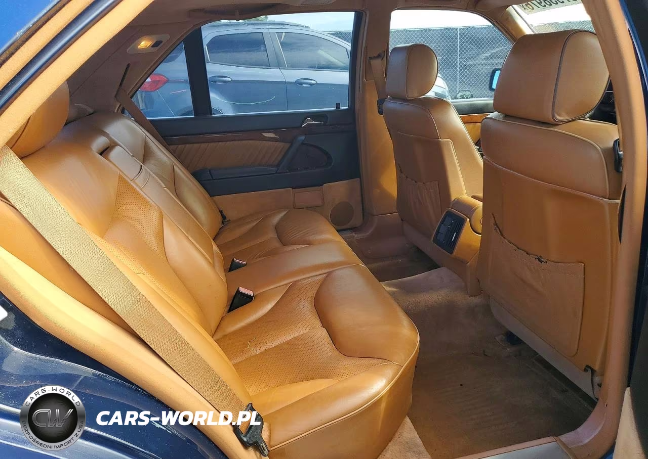 1992 Mercedes-Benz 500 Sel VIN:WDBGA51E1NA042891 - 10