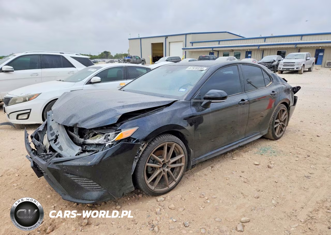 2020 Toyota Camry-Se-L Se