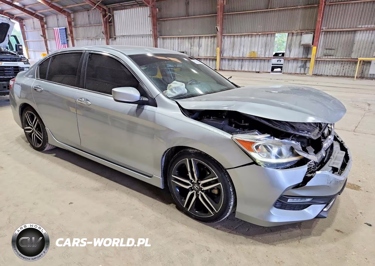 2017 Honda Accord Sport VIN:1HGCR2F56HA139817 - 4
