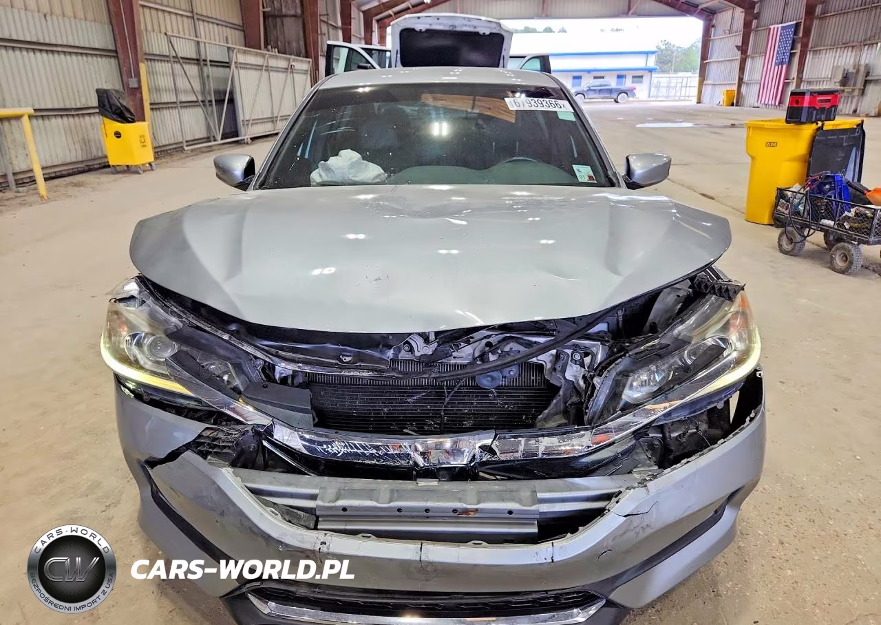 2017 Honda Accord Sport VIN:1HGCR2F56HA139817 - 5