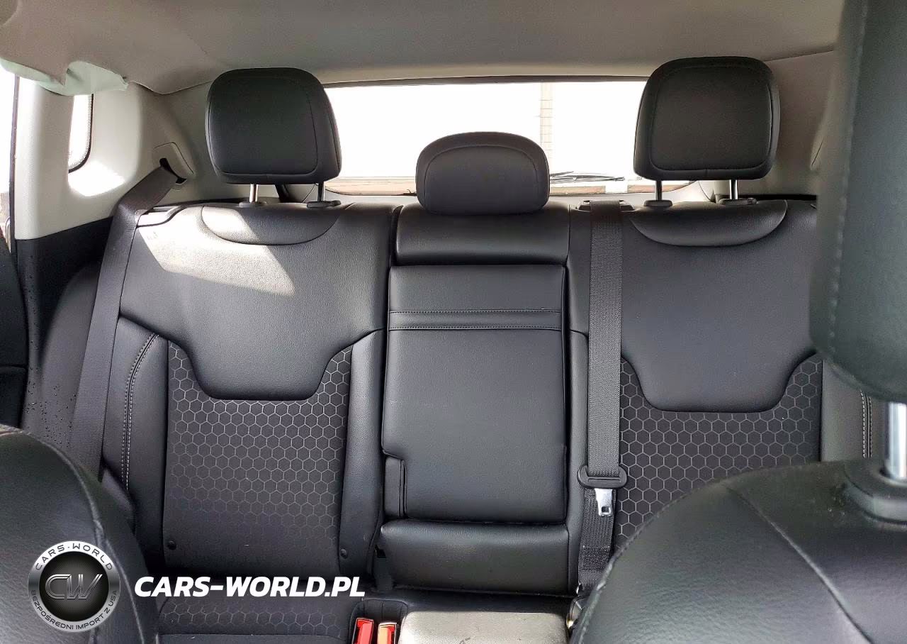 2019 Jeep Compass Latitude VIN:3C4NJDBB0KT661641 - 10