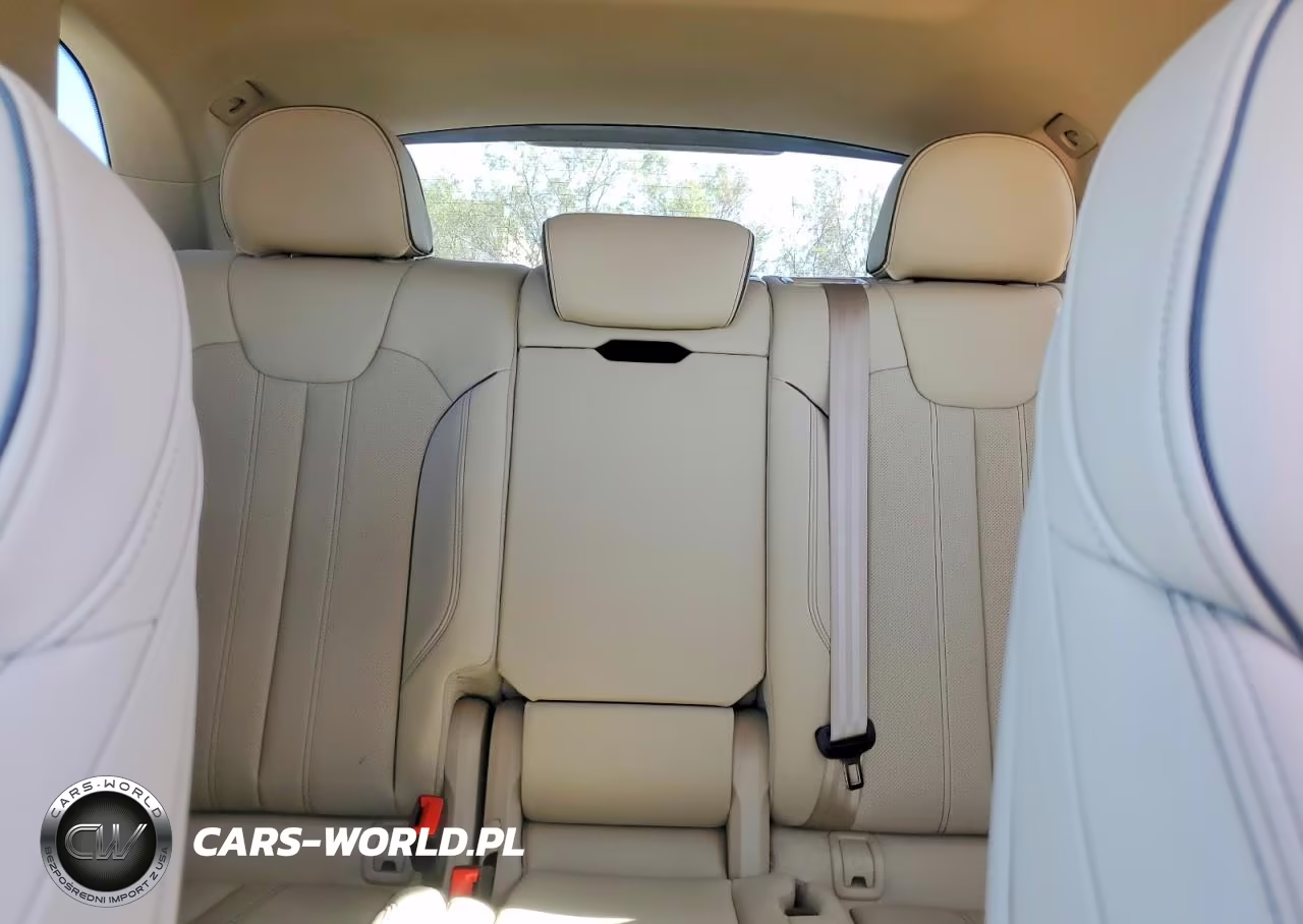 2025 Audi Q5 Premium Plus 45 VIN:WA1EAAFY2S2050180 - 10