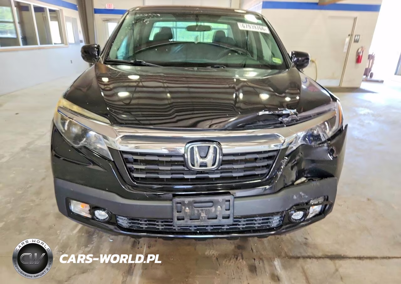 2017 Honda Ridgeline Sport VIN:5FPYK2F17HB004155 - 5
