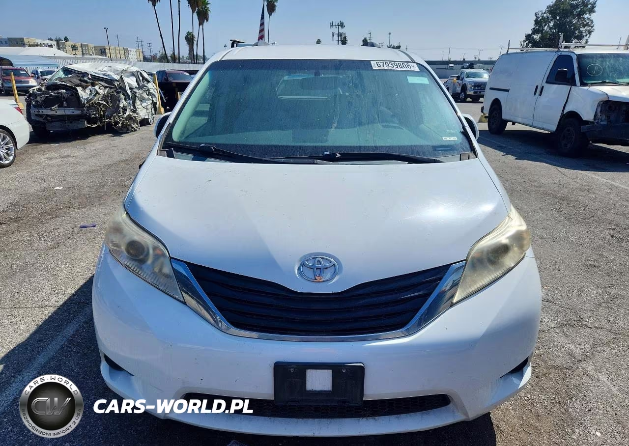2013 Toyota Sienna Le VIN:5TDKK3DCXDS346584 - 5