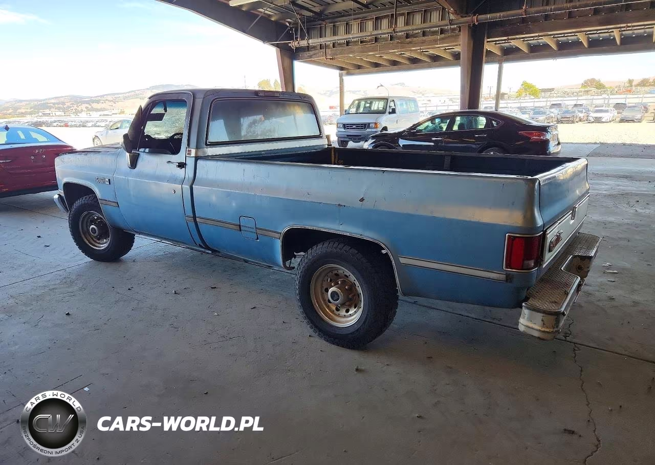1985 GMC C2500 VIN:1GTGC24J2FJ506940 - 2