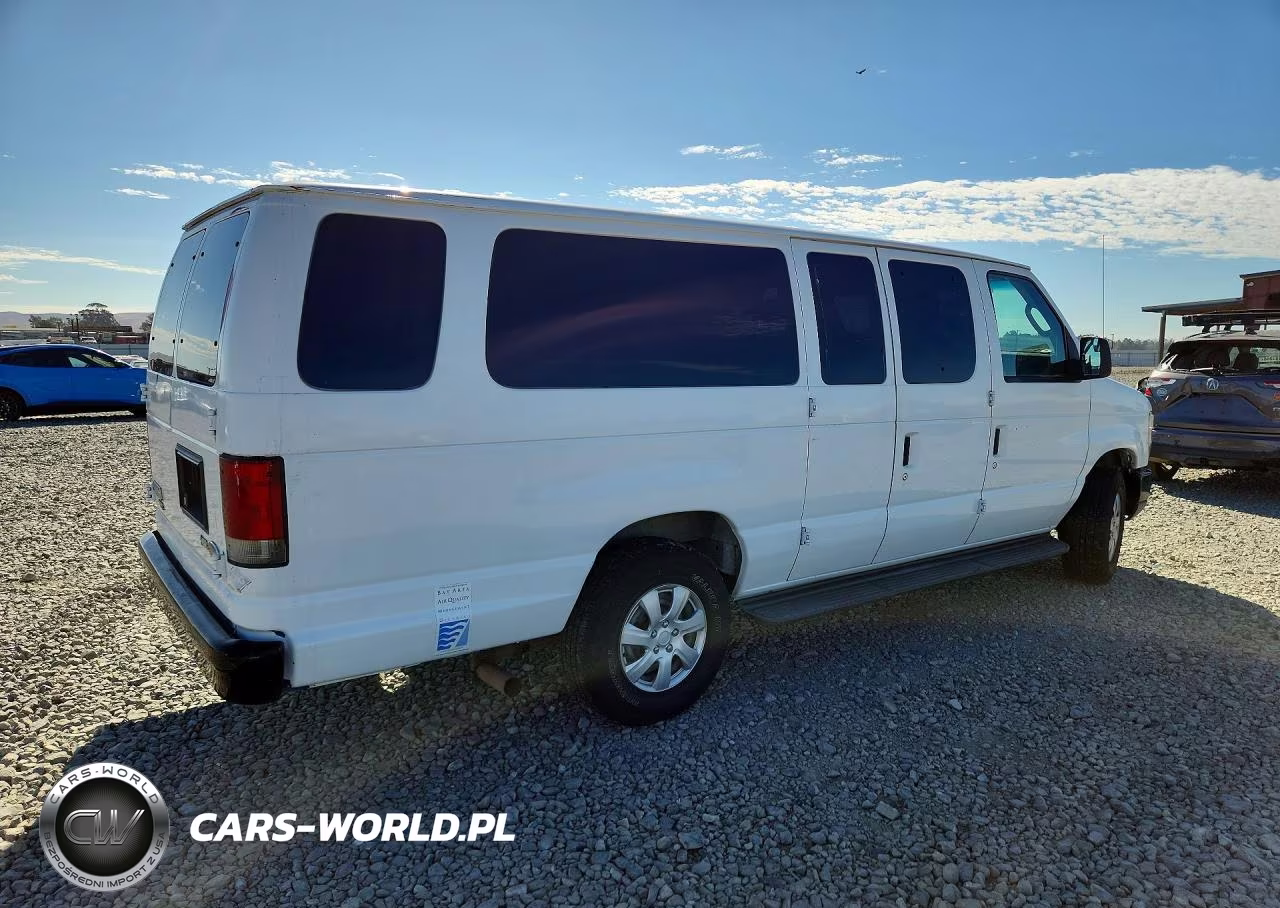 2011 Ford Econoline E350 Super Duty Wagon VIN:1FBSS3BL0BDA00219 - 3