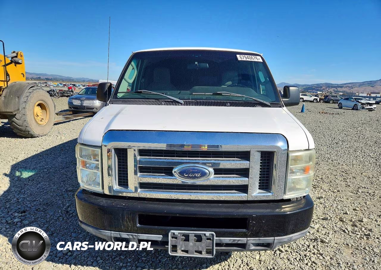 2011 Ford Econoline E350 Super Duty Wagon VIN:1FBSS3BL0BDA00219 - 5