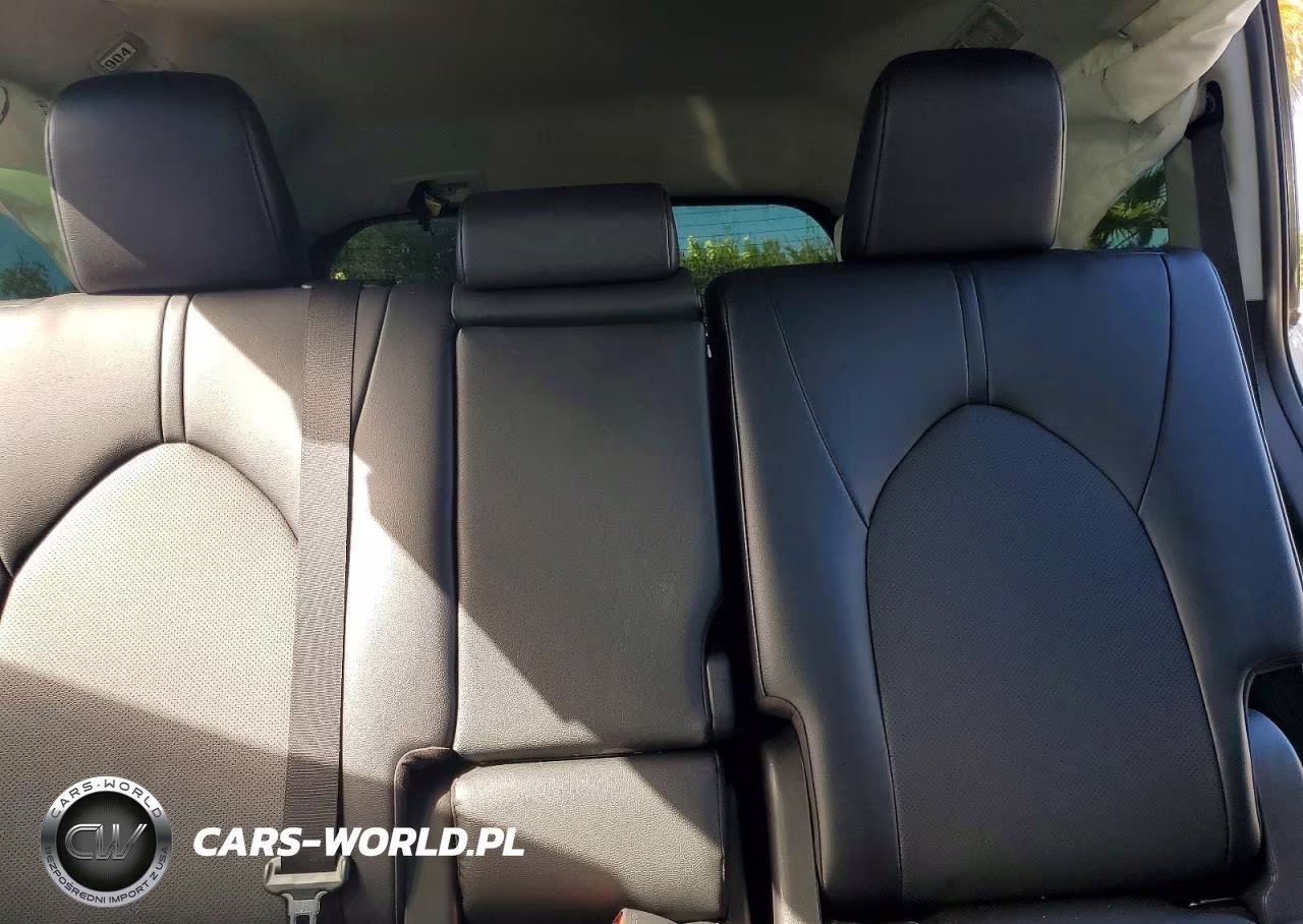 2024 Toyota Grand Highlander Xle VIN:5TDAAAB59RS032648 - 10