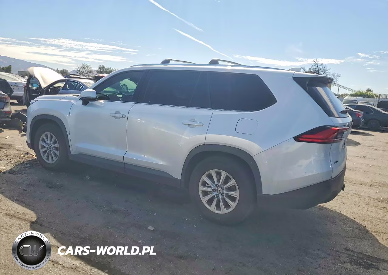 2024 Toyota Grand Highlander Xle VIN:5TDAAAB59RS032648 - 2