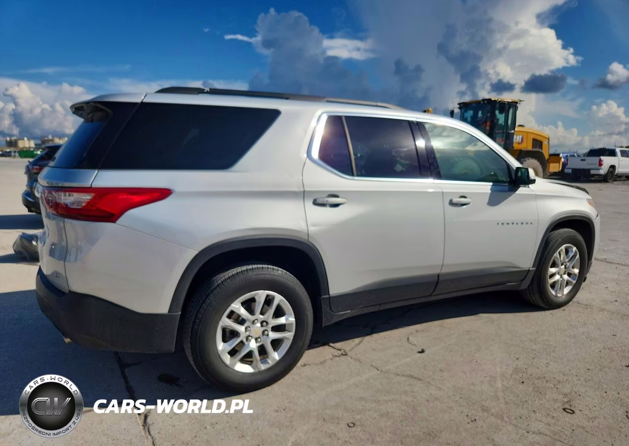 2019 Chevrolet Traverse Lt VIN:1GNERGKW5KJ220910 - 3