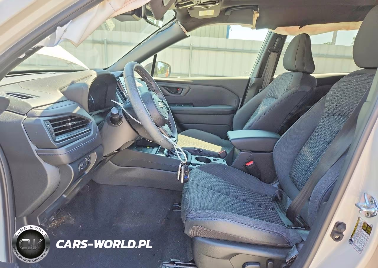 2025 Subaru Forester Premium VIN:JF2SLDDCXSH592931 - 7