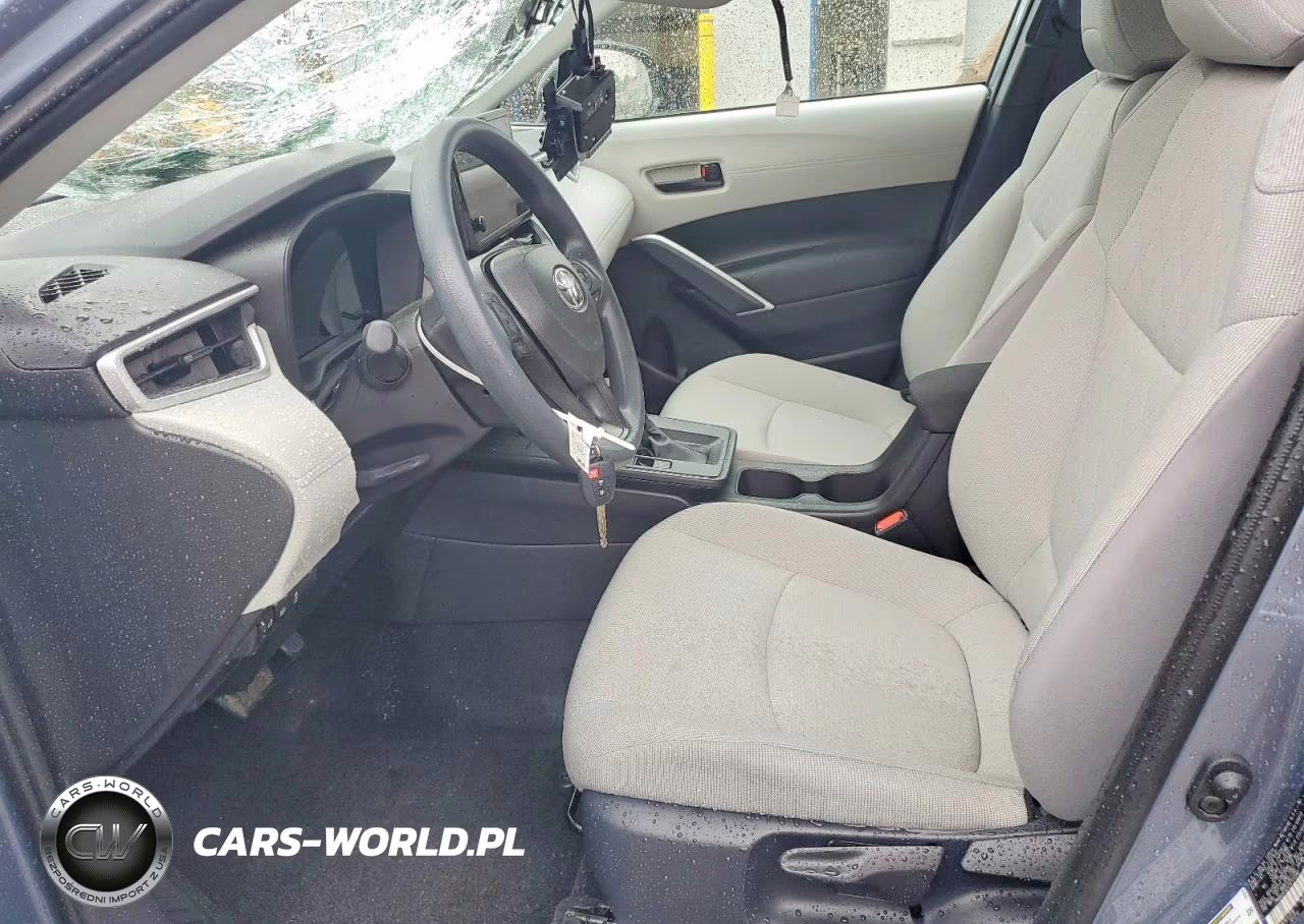2026 Toyota Corolla Cross L VIN:7MUAAABG9TV176487 - 7