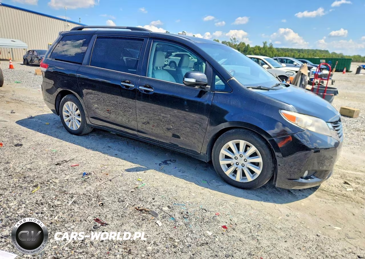 2013 Toyota Sienna Limited 7-Passenger VIN:5TDYK3DC2DS375930 - 4