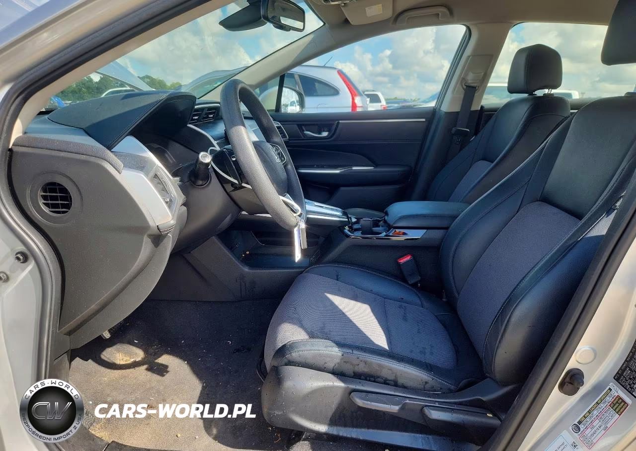 2018 Honda Clarity Plug-In Hybrid VIN:JHMZC5F17JC020224 - 7