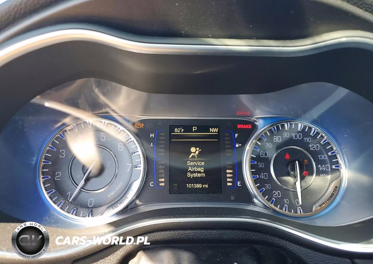 2017 Chrysler 200 Lx VIN:1C3CCCFB8HN505785 - 9