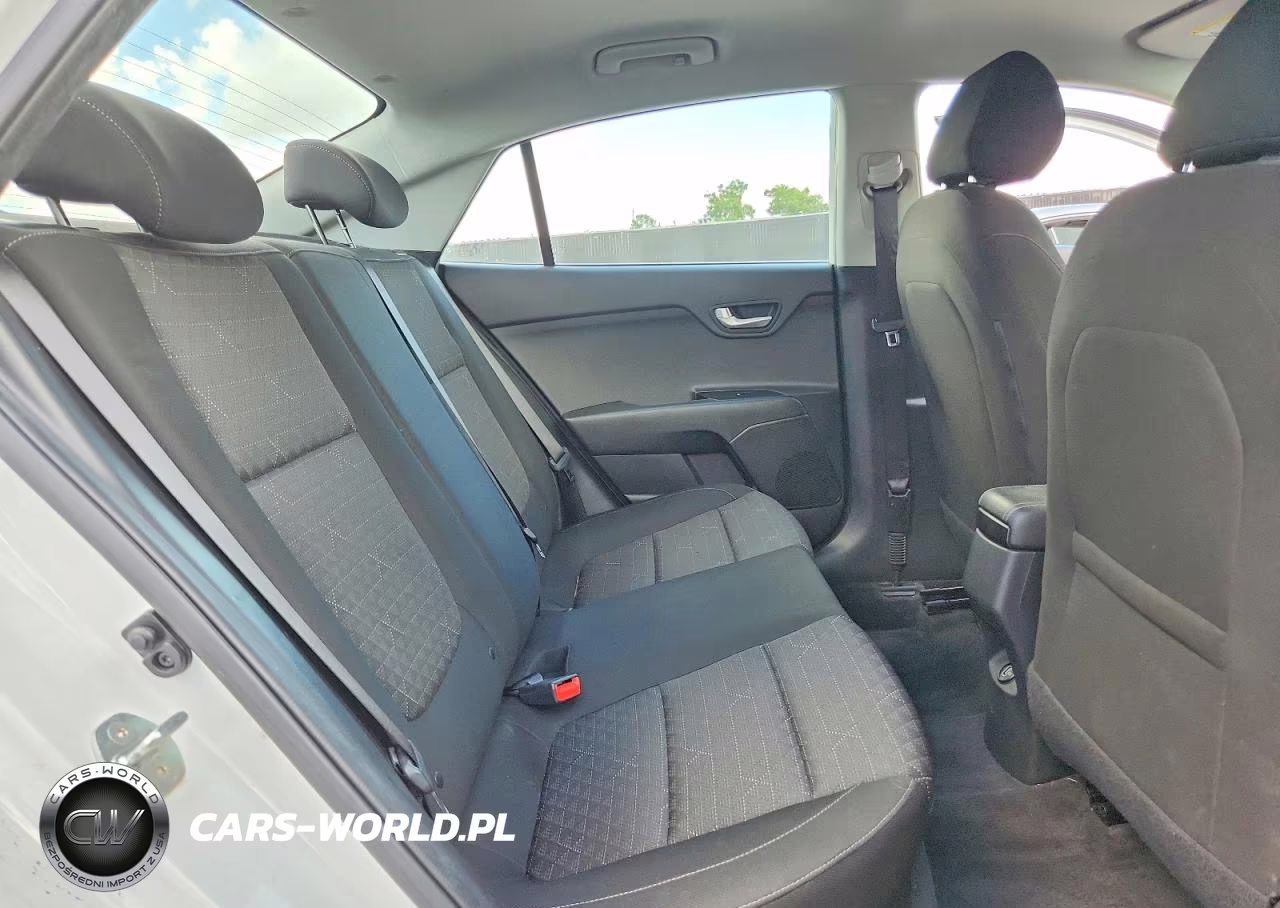 2021 Kia Rio S VIN:3KPA24AD7ME386274 - 10