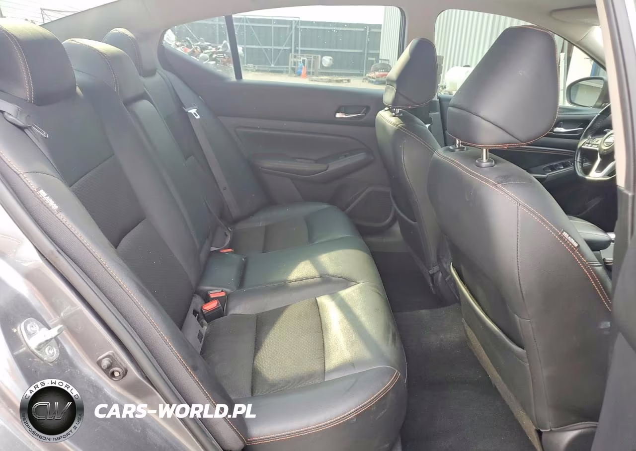 2019 Nissan Altima Sr VIN:1N4BL4CW8KC252366 - 10