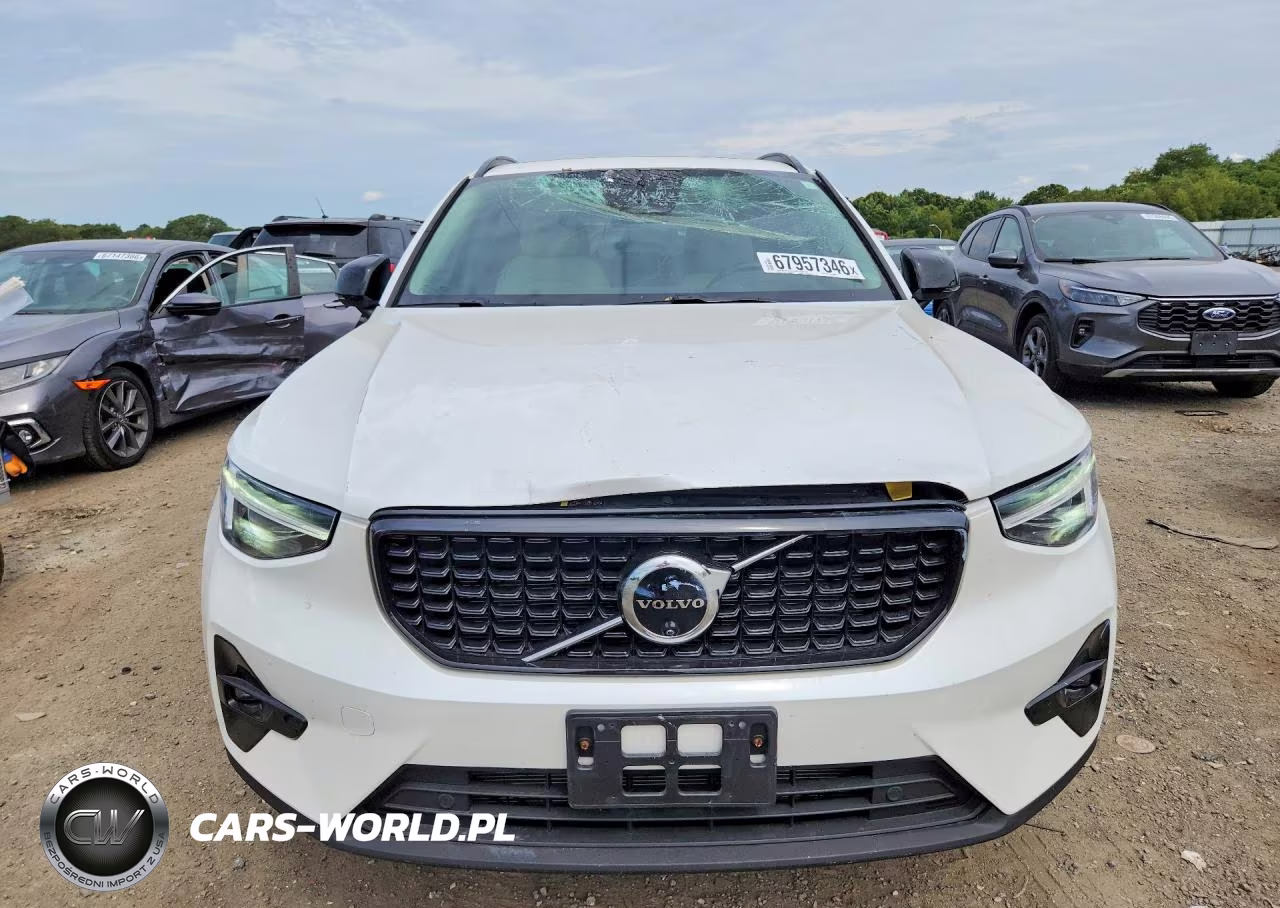 2025 Volvo Xc40 Plus VIN:YV4L12UCXS2462418 - 5