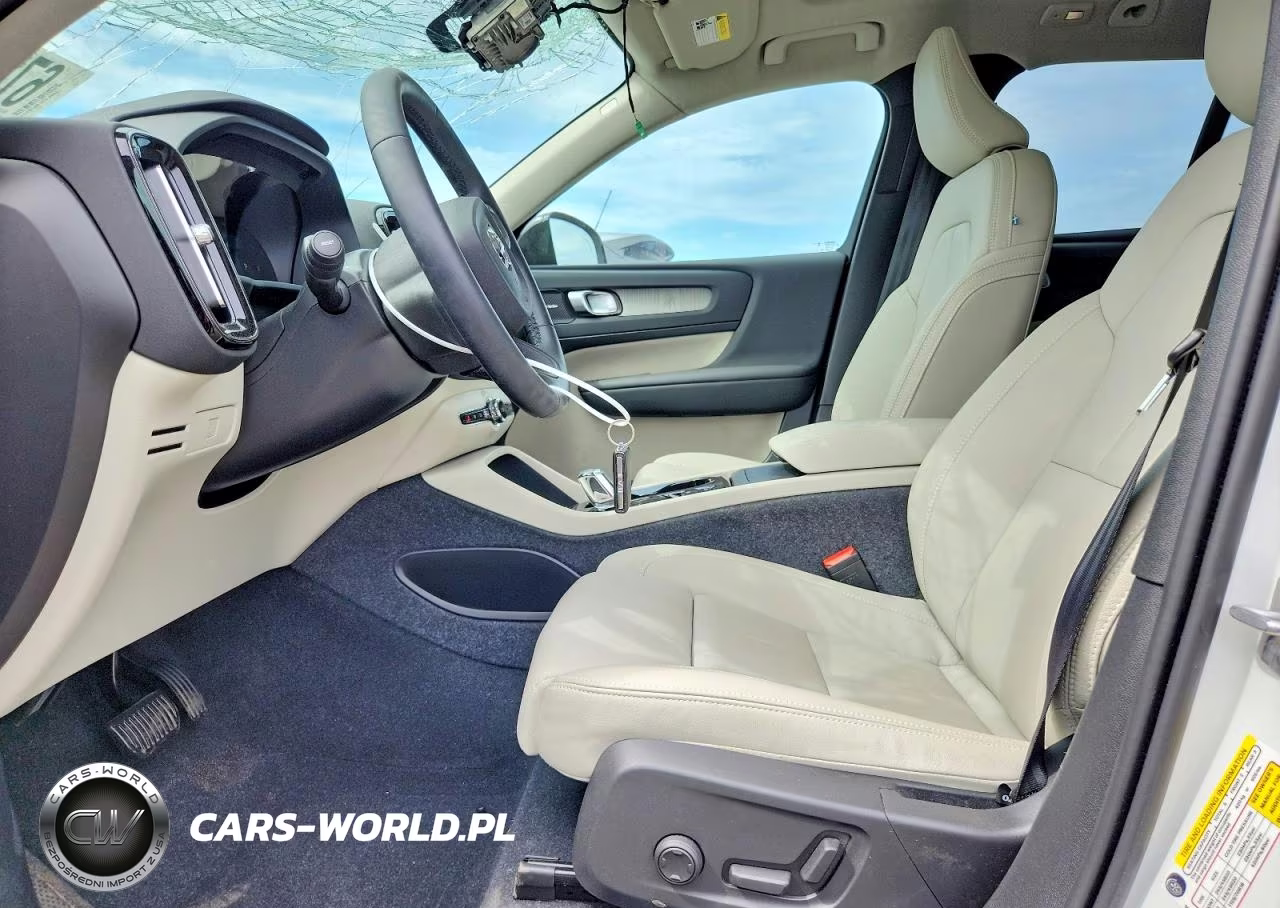 2025 Volvo Xc40 Plus VIN:YV4L12UCXS2462418 - 7