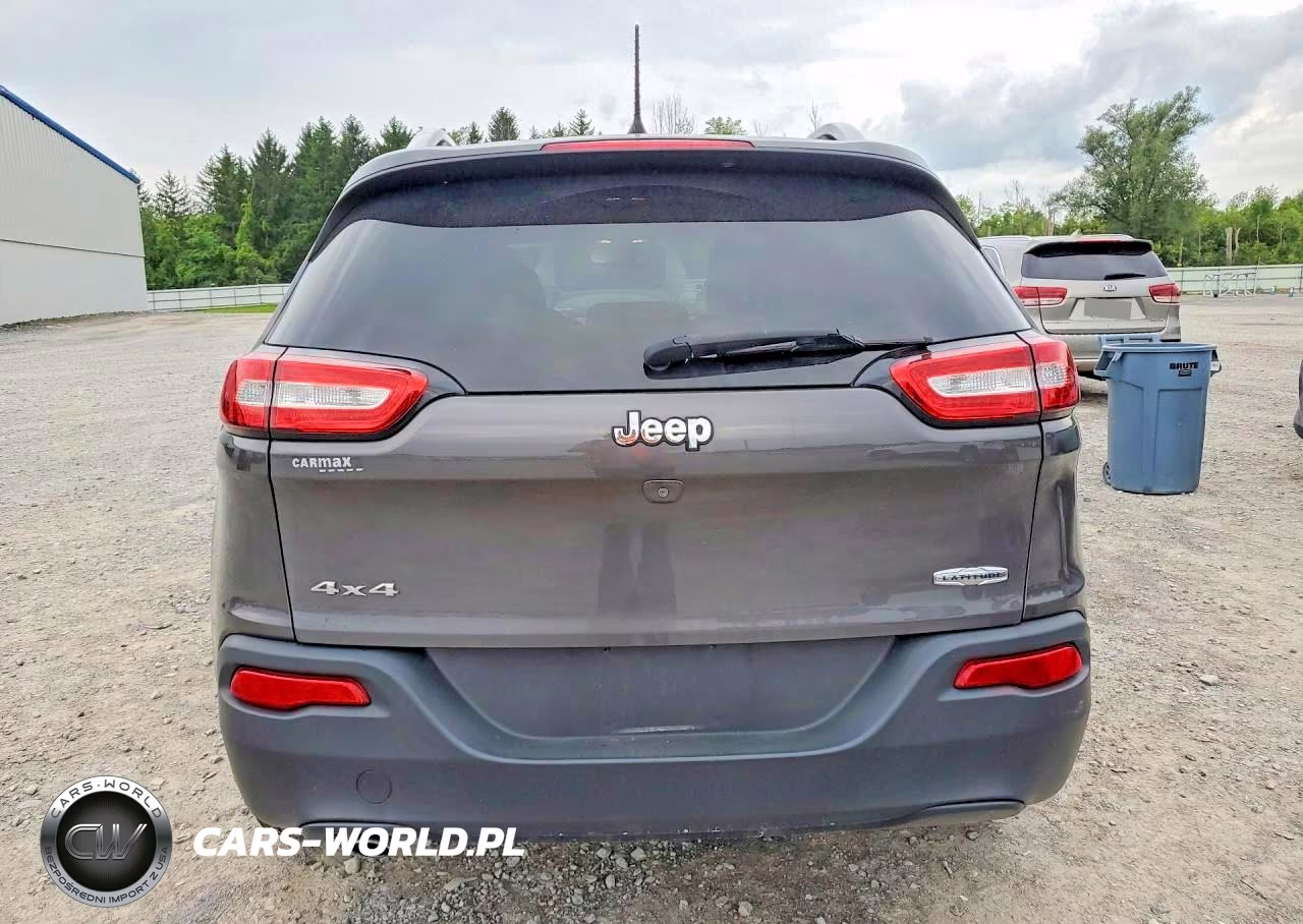 2018 Jeep Cherokee Latitude Plus VIN:1C4PJMLB3JD602028 - 6