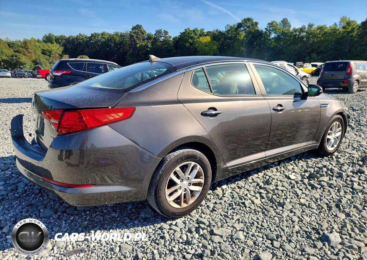2013 Kia Optima Lx VIN:5XXGM4A76DG143450 - 3