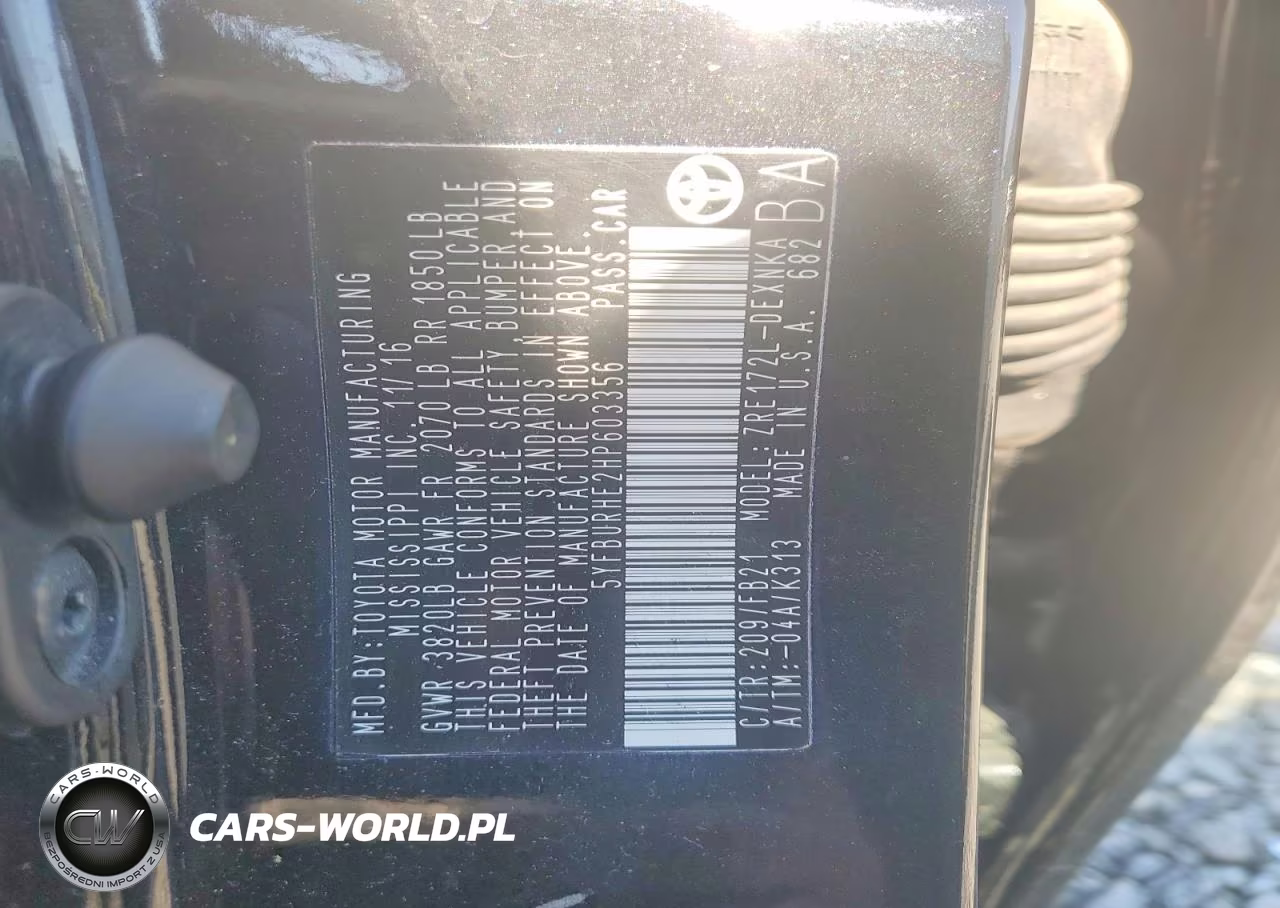 2017 Toyota Corolla Le VIN:5YFBURHE2HP603356 - 13