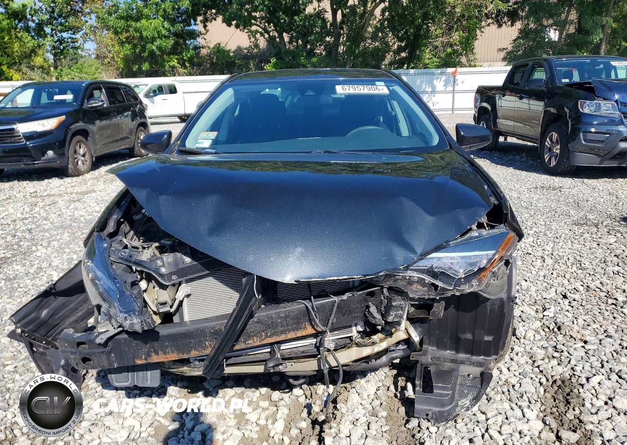 2017 Toyota Corolla Le VIN:5YFBURHE2HP603356 - 5