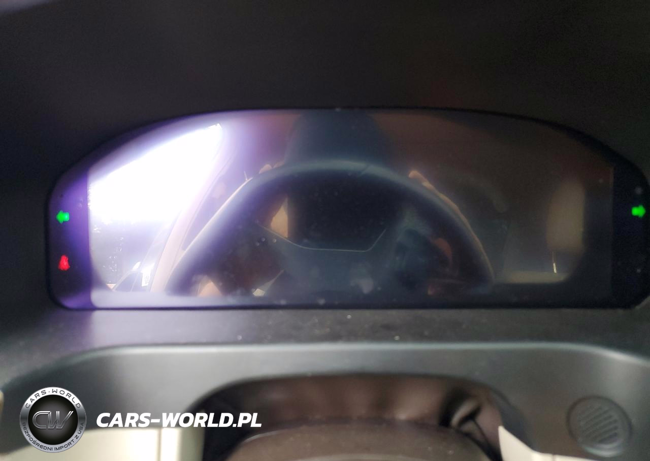 2015 Mercedes-Benz E-Class E3 VIN:WDDHF8JBXFB114218 - 9