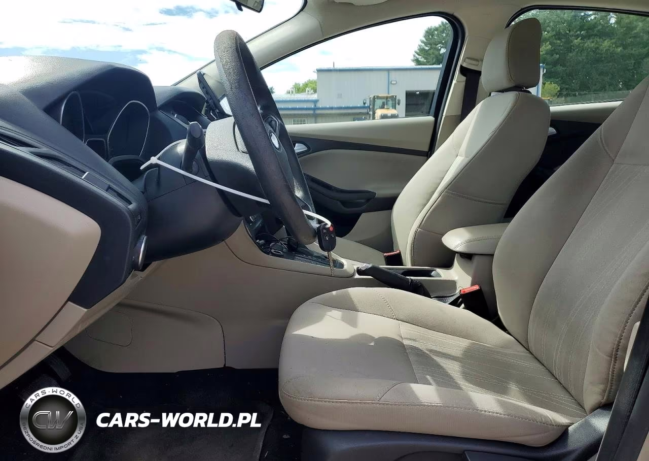 2016 Ford Focus Se VIN:1FADP3F25GL239985 - 7