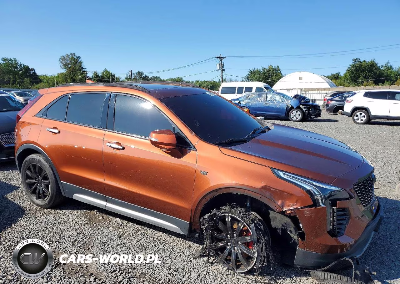 2021 Cadillac Xt4 Premium Luxury VIN:1GYFZDR45MF041587 - 4