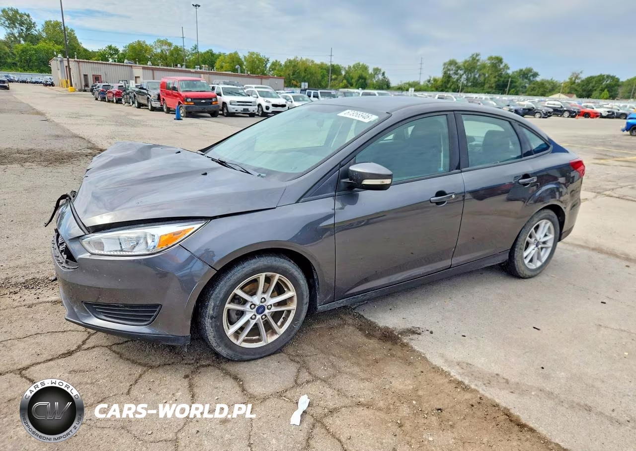 2017 Ford Focus Se VIN:1FADP3F21HL229388 - 1