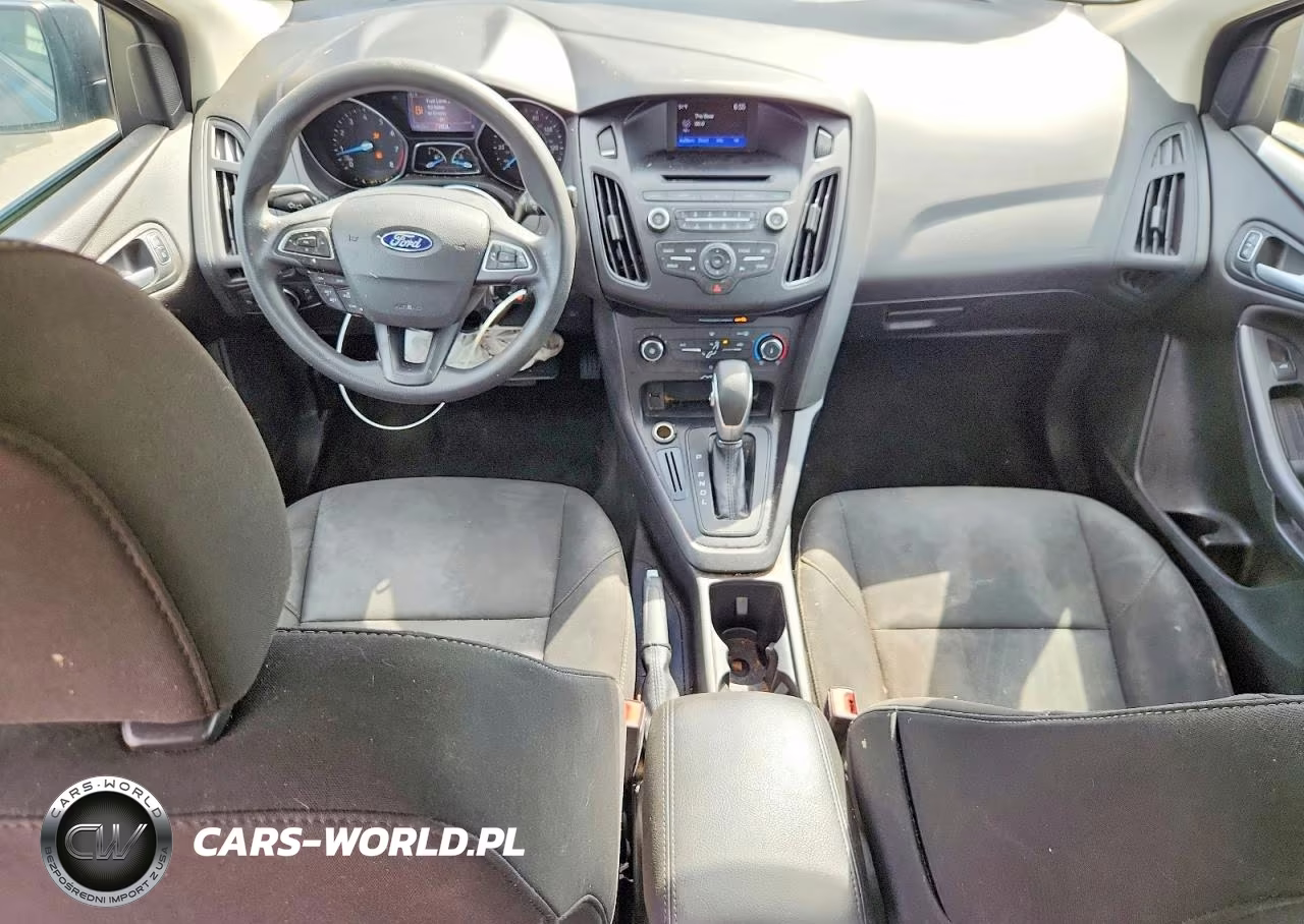 2017 Ford Focus Se VIN:1FADP3F21HL229388 - 8