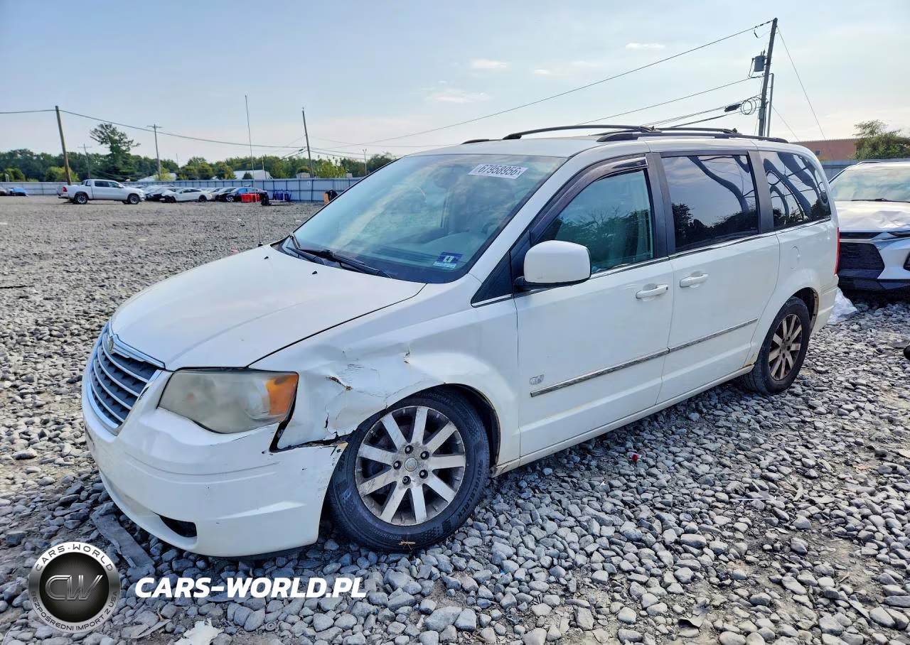 2009 Chrysler Town & Country Touring