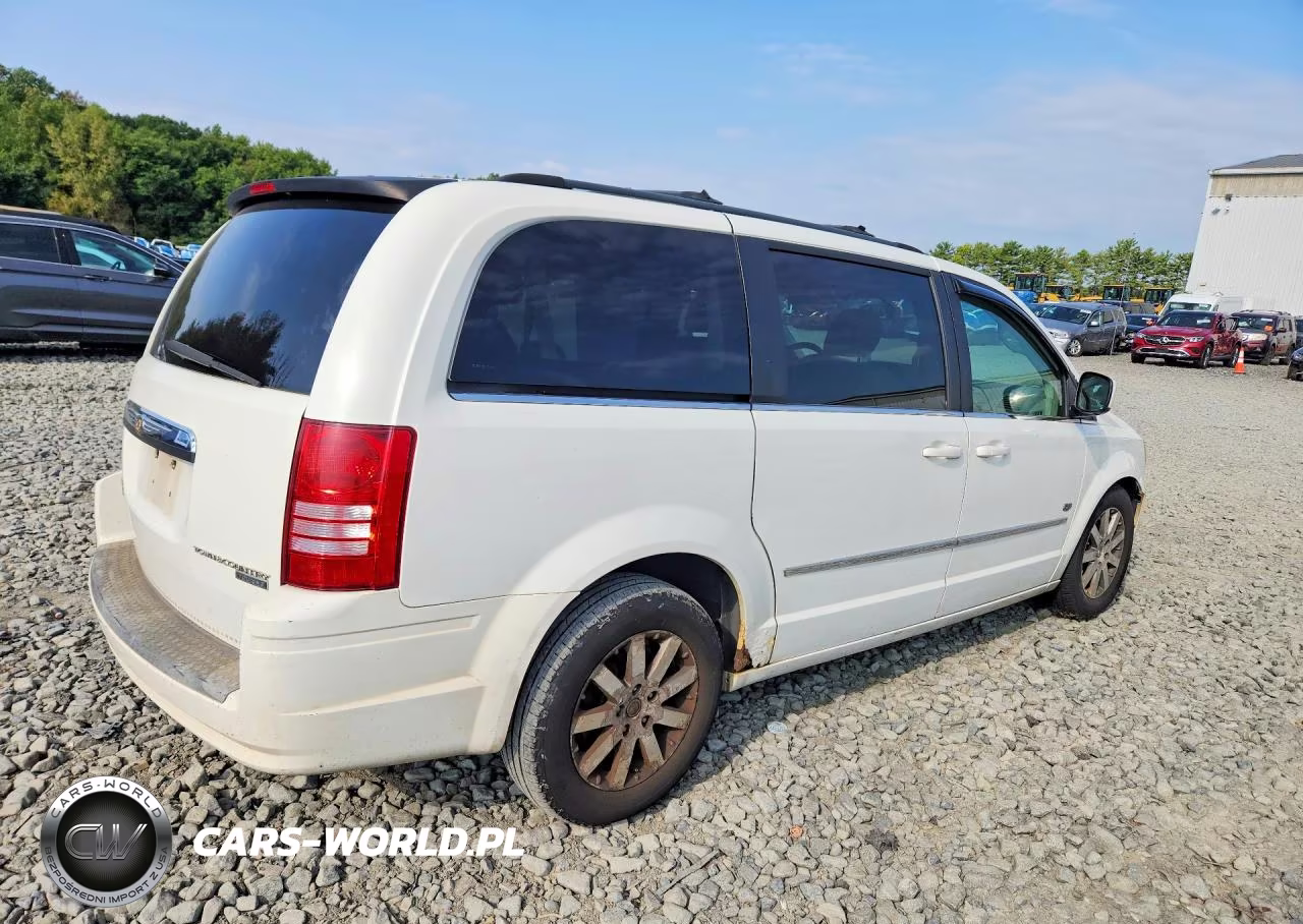 2009 Chrysler Town & Country Touring VIN:2A8HR54119R640495 - 3