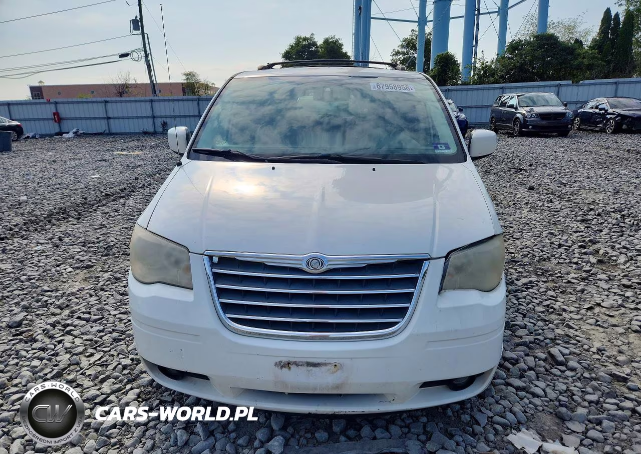 2009 Chrysler Town & Country Touring VIN:2A8HR54119R640495 - 5