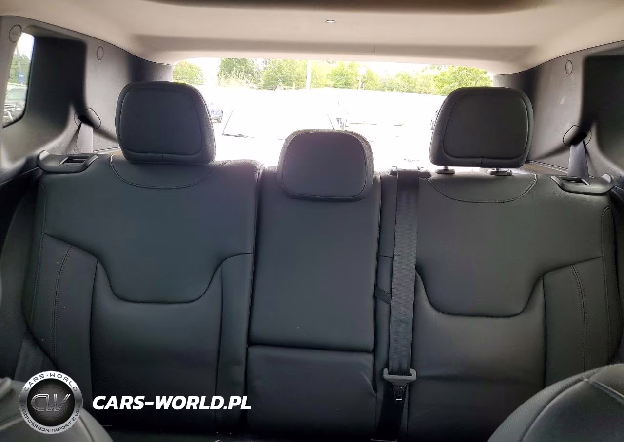 2020 Jeep Renegade Trailhawk VIN:ZACNJBC18LPL99609 - 10