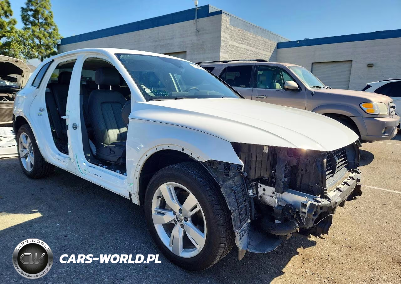 2019 Audi Q5 Premium Plus VIN:WA1BNAFY6K2138916 - 4