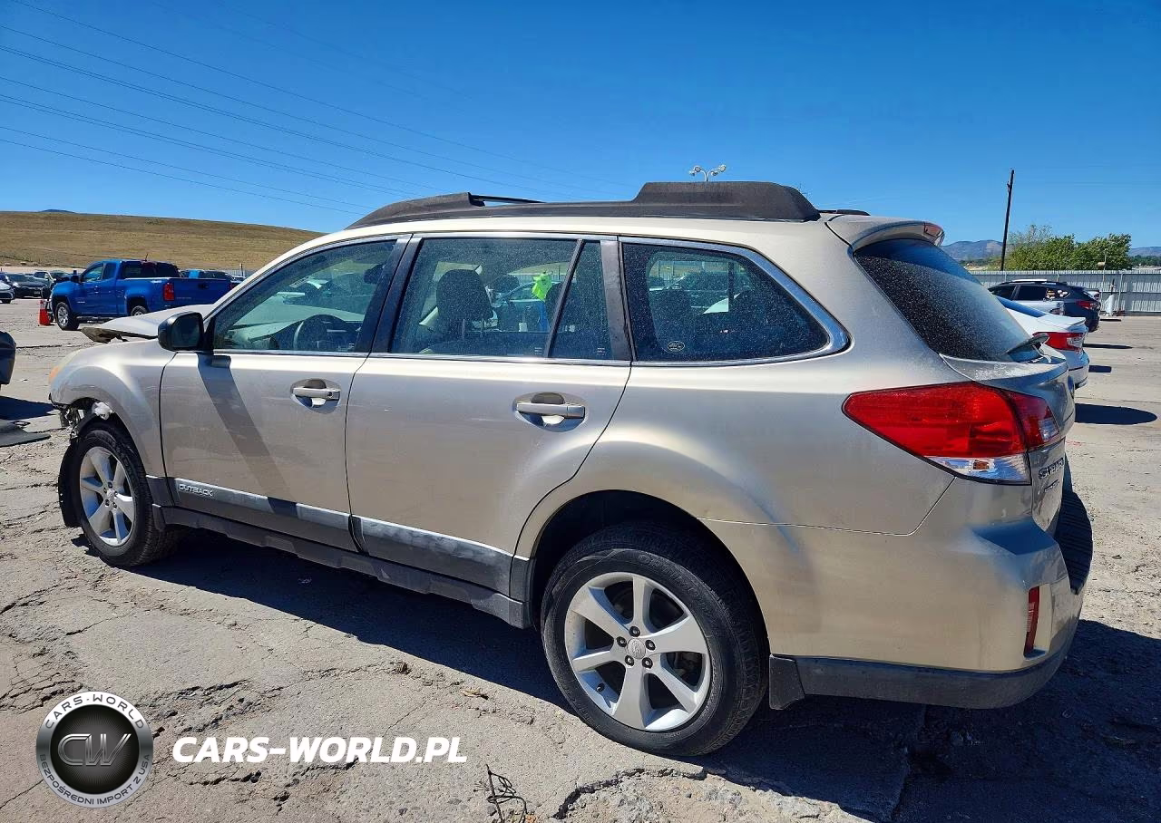 2014 Subaru Outback 2.5I VIN:4S4BRCAC4E3247743 - 2