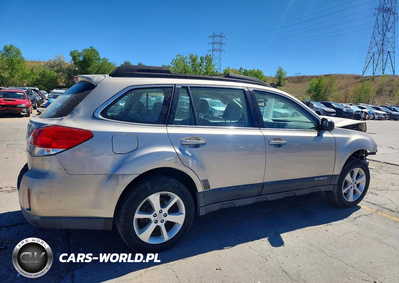 2014 Subaru Outback 2.5I VIN:4S4BRCAC4E3247743 - 3
