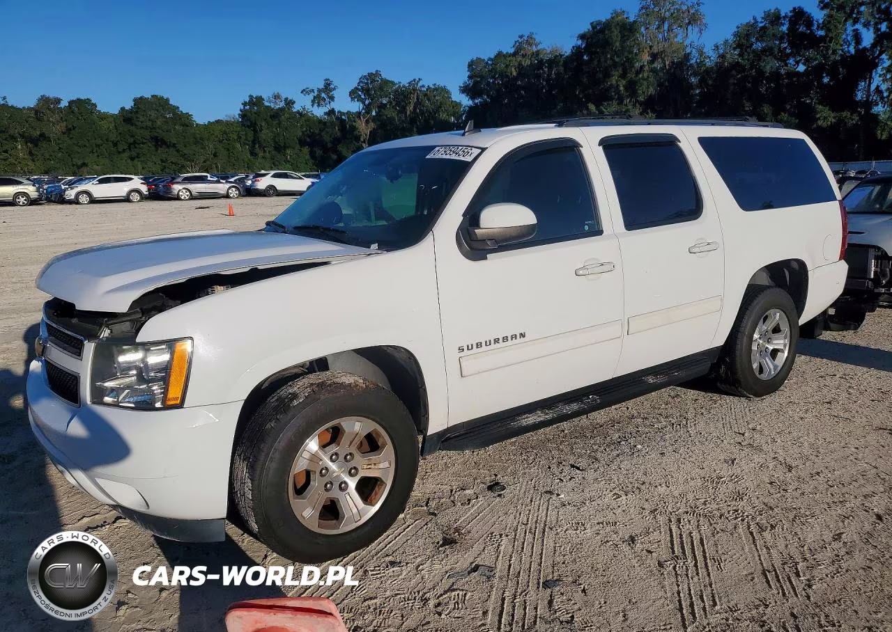2013 Chevrolet Suburban C1500 Ls