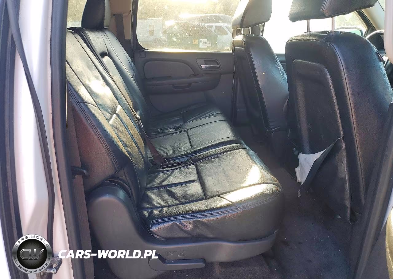 2013 Chevrolet Suburban C1500 Ls VIN:1GNSCHE0XDR145479 - 11