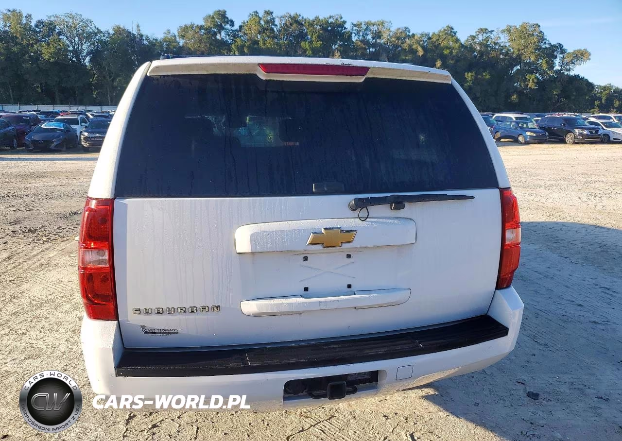 2013 Chevrolet Suburban C1500 Ls VIN:1GNSCHE0XDR145479 - 6