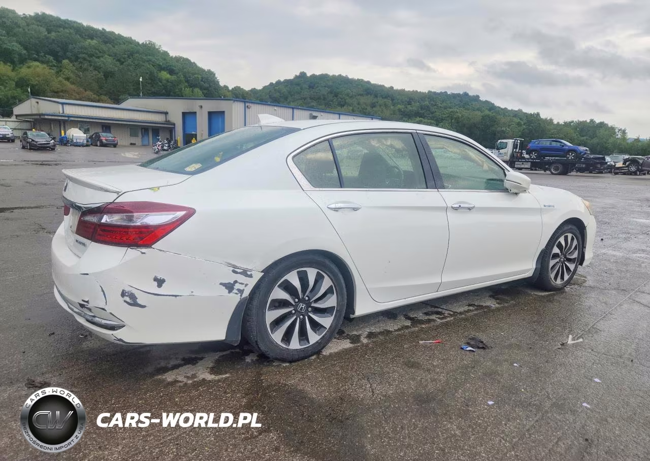 2017 Honda Accord Hybrid Exl VIN:JHMCR6F52HC025399 - 3