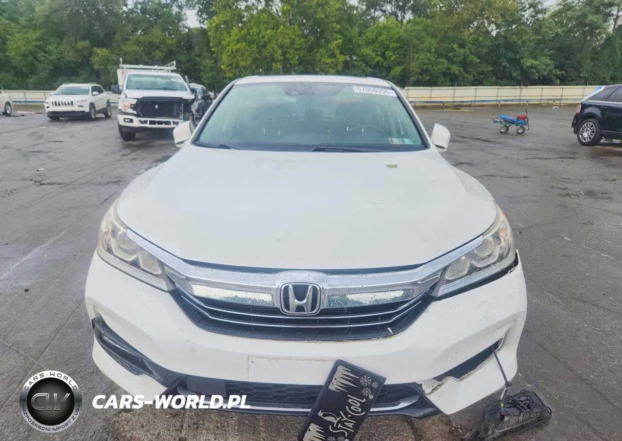 2017 Honda Accord Hybrid Exl VIN:JHMCR6F52HC025399 - 5